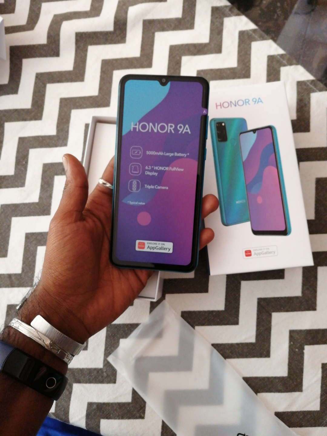 pGrazie-Honor-Oggi-è-arrivato-il-premio-riguardo-il-talent-fotografico