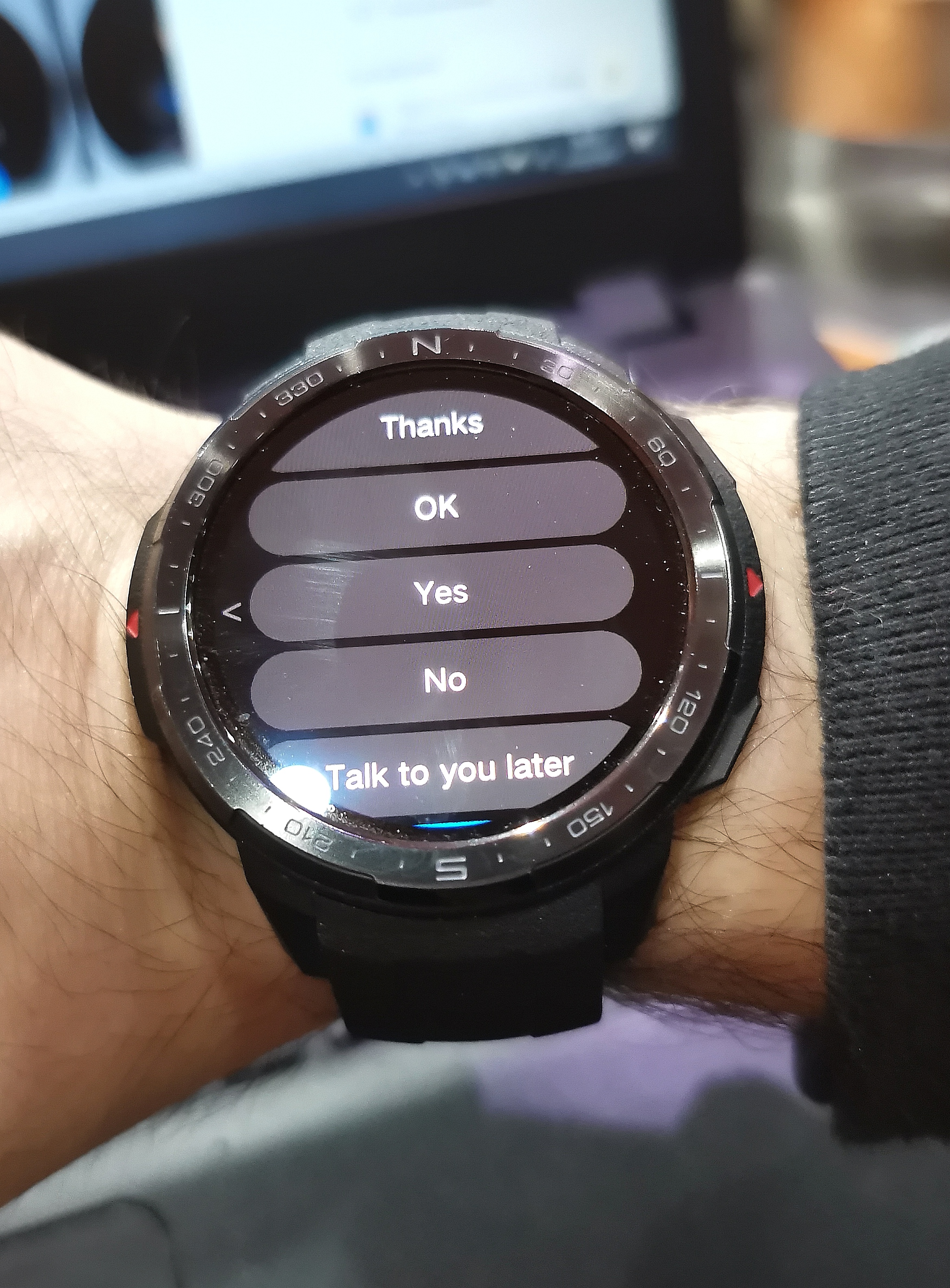 Smartwatch con possibilità hot sale di rispondere ai messaggi