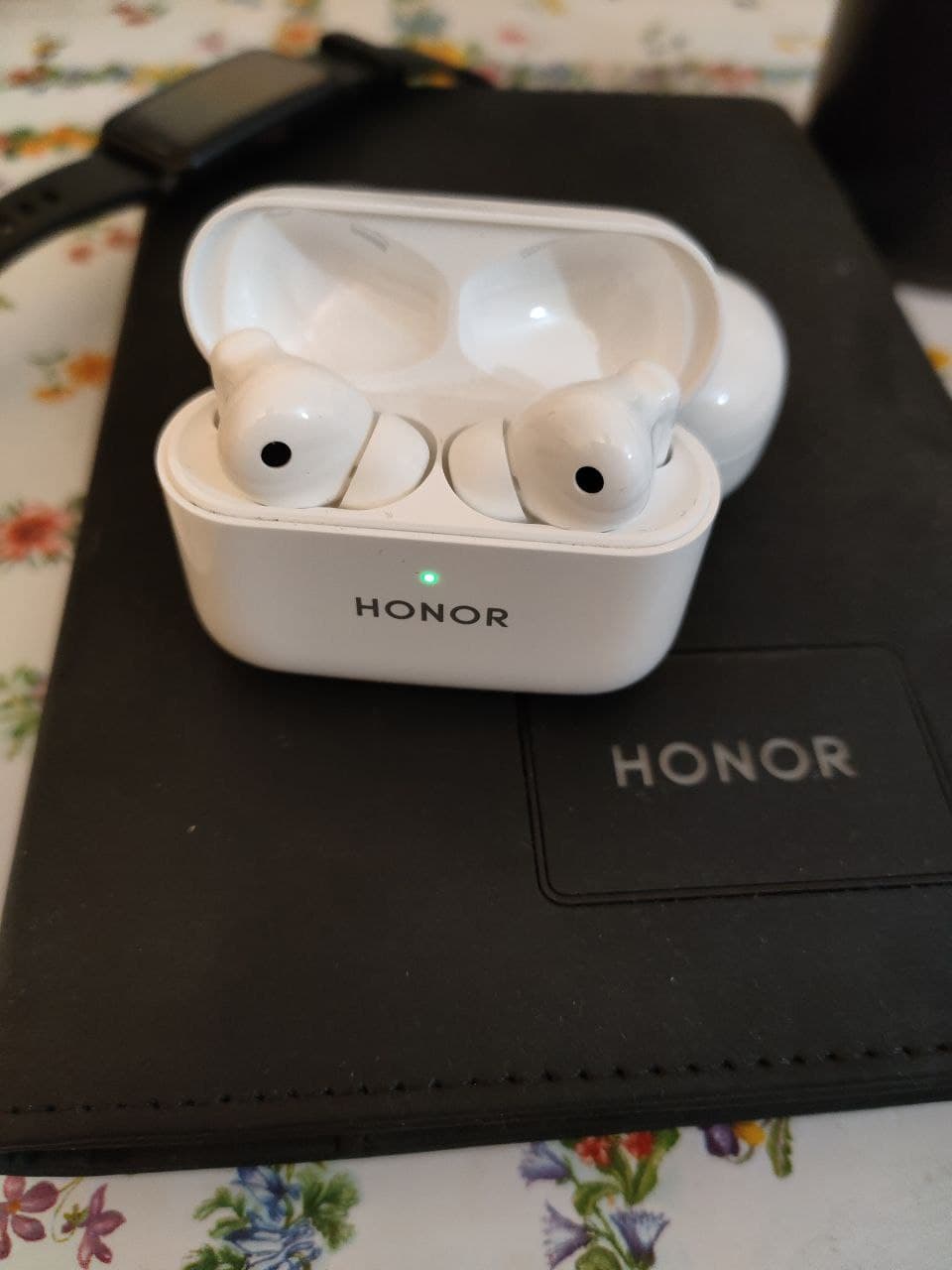 pspanSalve-a-tutti-Honorfans-Mesi-fa-ho-comprato-le-Earbuds-Lite-2-e