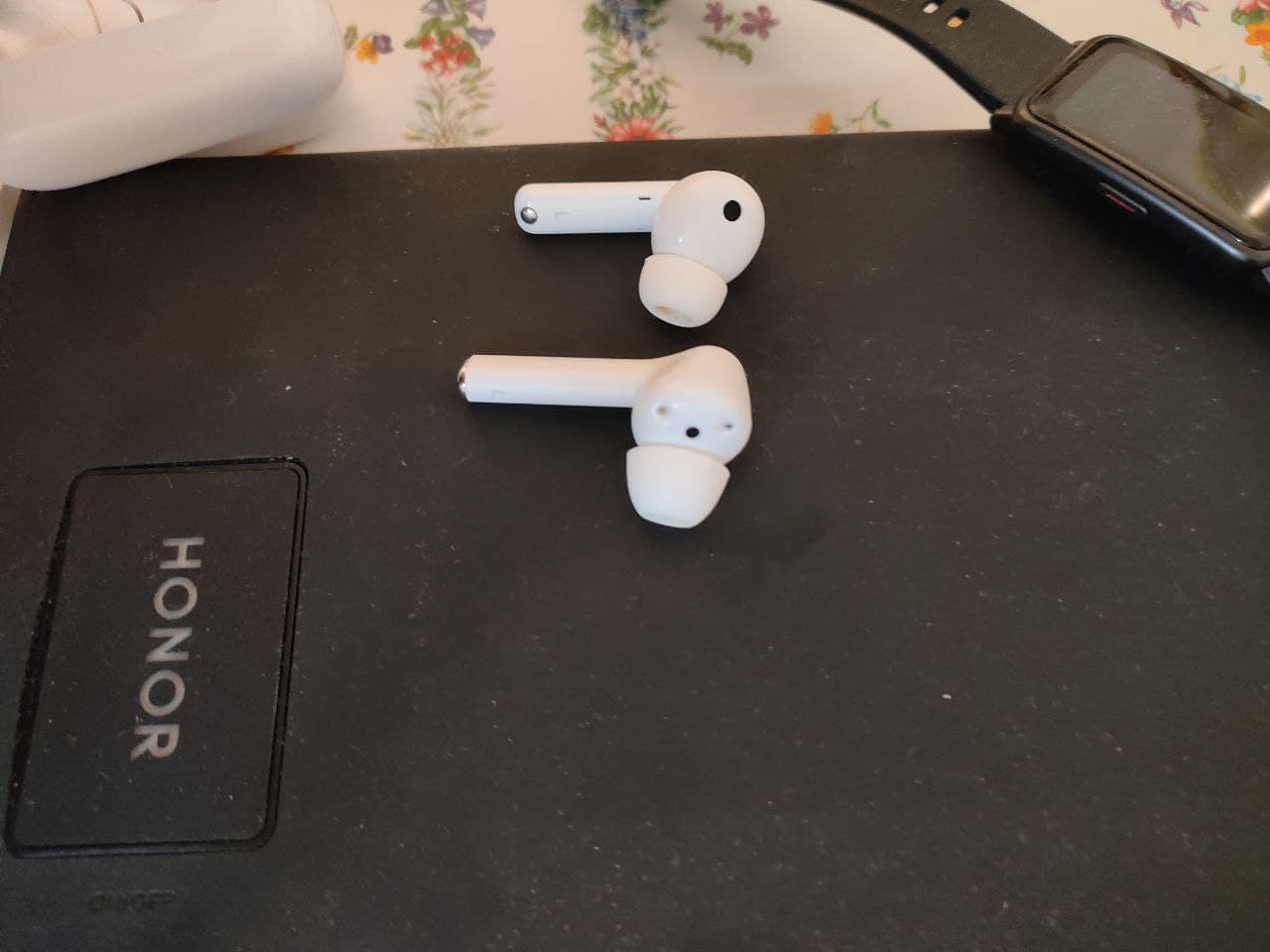pspanSalve-a-tutti-Honorfans-Mesi-fa-ho-comprato-le-Earbuds-Lite-2-e