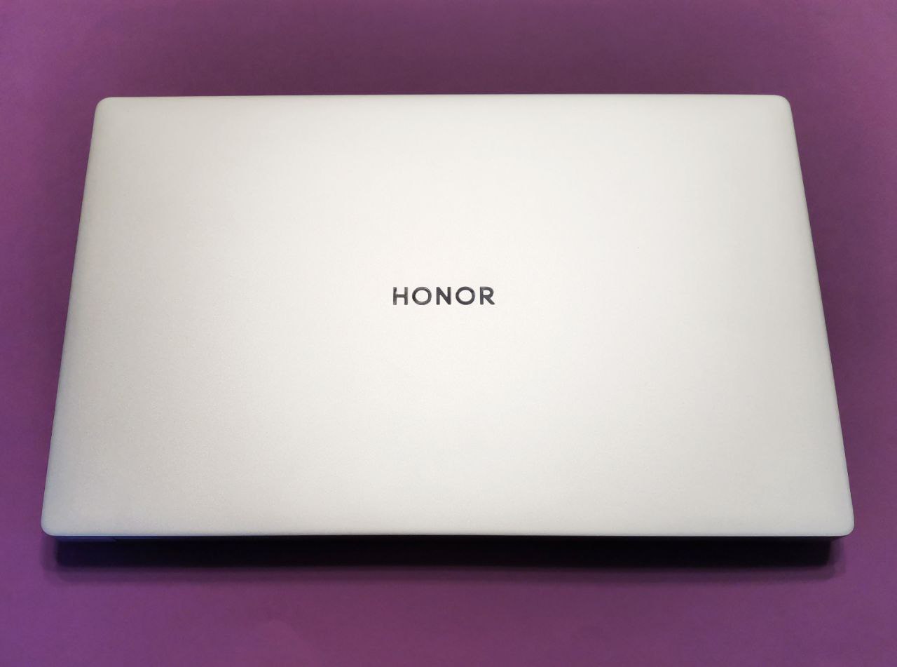 pbrppspan-stylefont-size24pxTolto-dalla-scatola-Honor-MagicBook-16-si