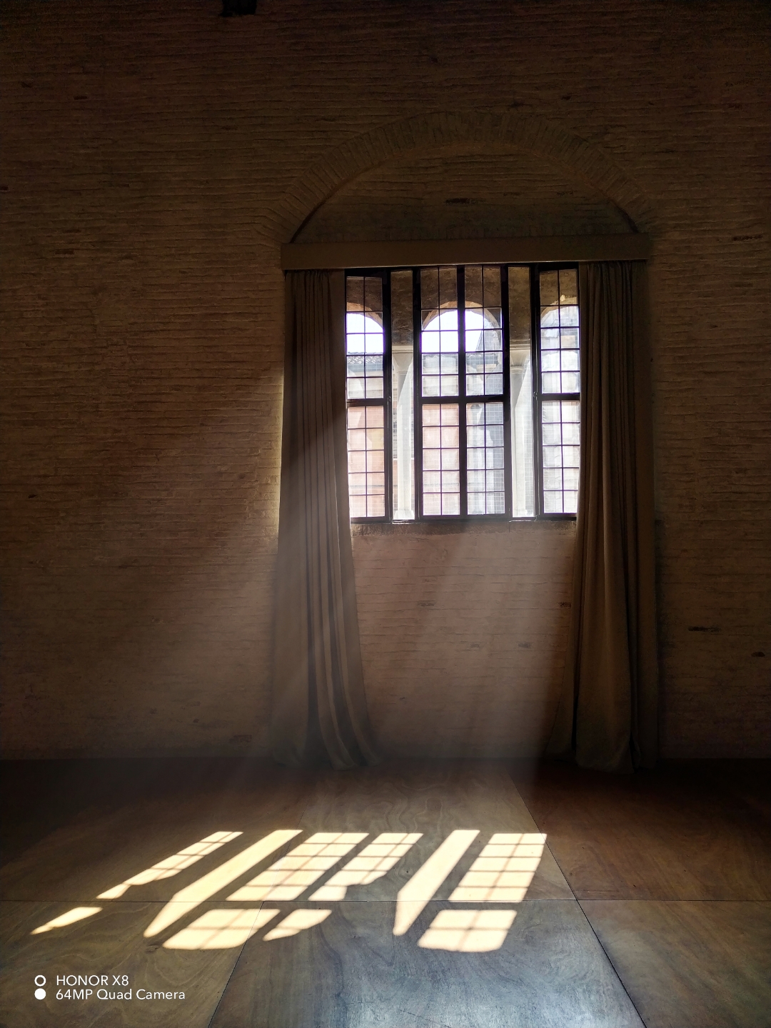 pimg-srchttpsiforum-dechihonorcomitdataimages2022419885b2cdd-a0fe-4418