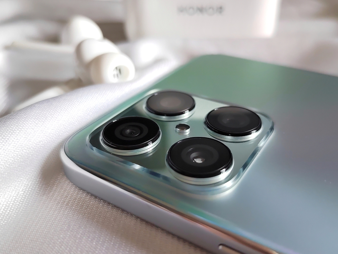 pimg-srchttpsiforum-dechihonorcomitdataimages2022419885b2cdd-a0fe-4418