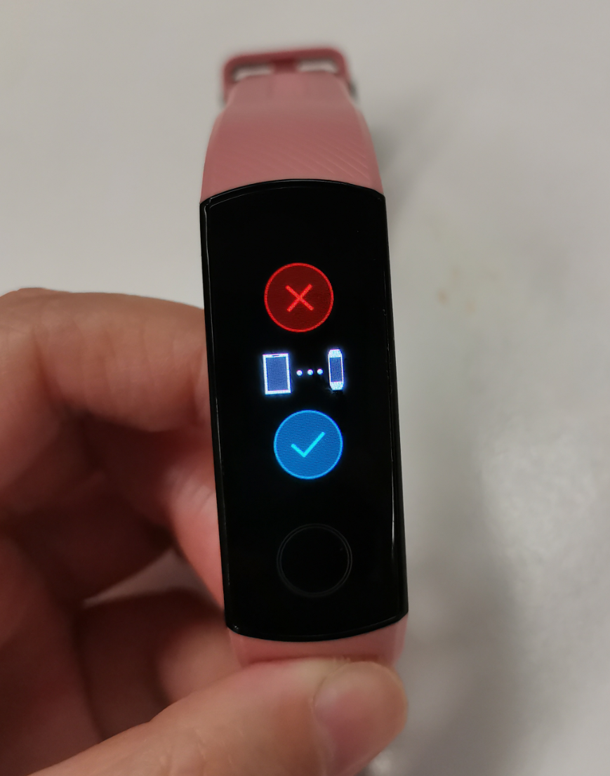 How to charge the HONOR Band 5? Step by Step Tutorial Offered