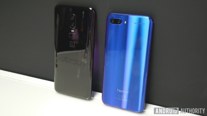 What-does-the-Honor-10-have-that-the-OnePlus-6-doesnt