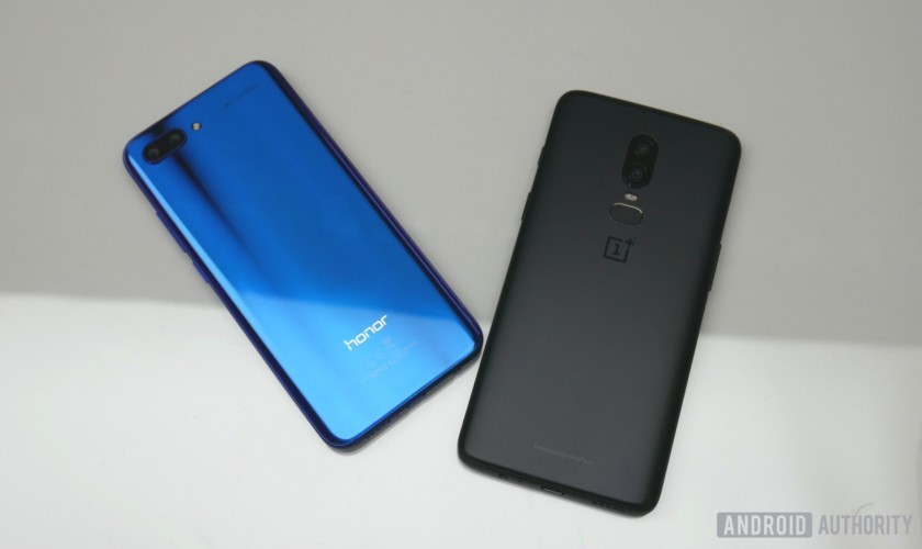 What-does-the-Honor-10-have-that-the-OnePlus-6-doesnt