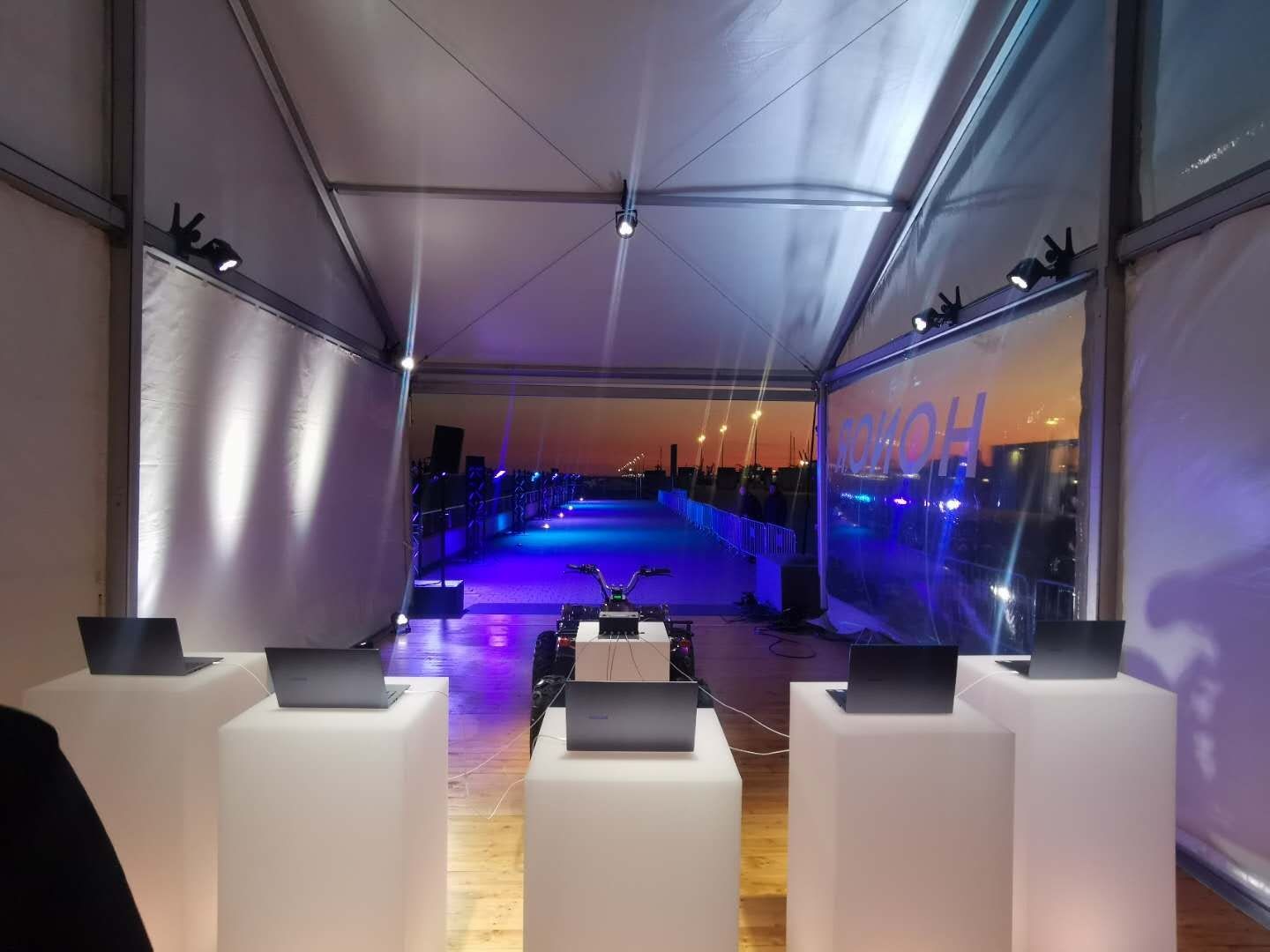 HONOR-MagicBook-Series-How-long-did-it-take-to-charge-an-E-Vehicle