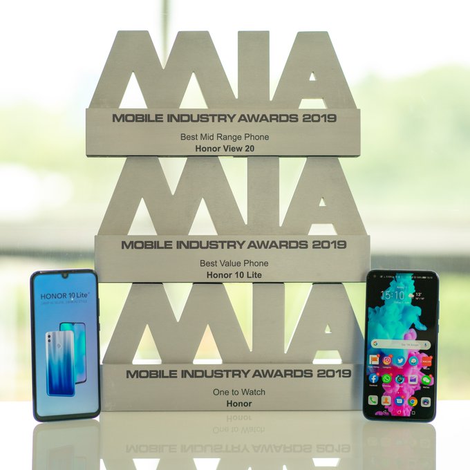 News-HONOR-UK-bagged-3-Mobile-Industry-Awards-2019