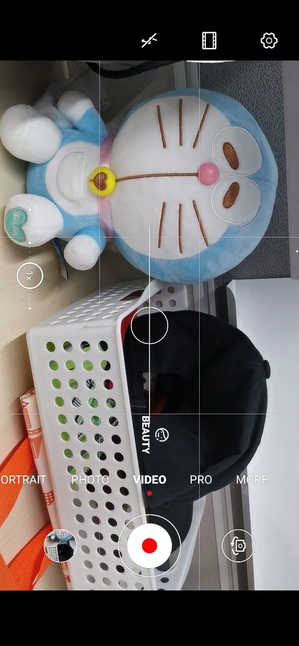 Magic-UI-Shooting-Video-on-the-Level-in-HONORs-Magic-UI-30