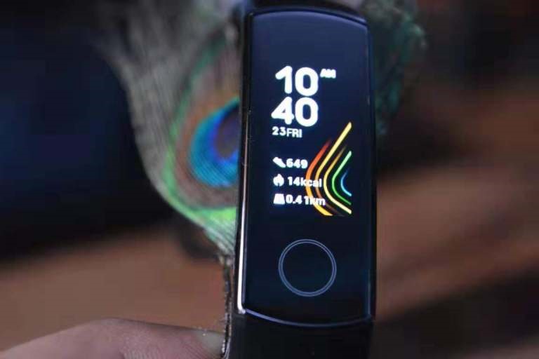 NewProduct-Honor-Band-5-First-impression-The-colour-display-makes-it-a