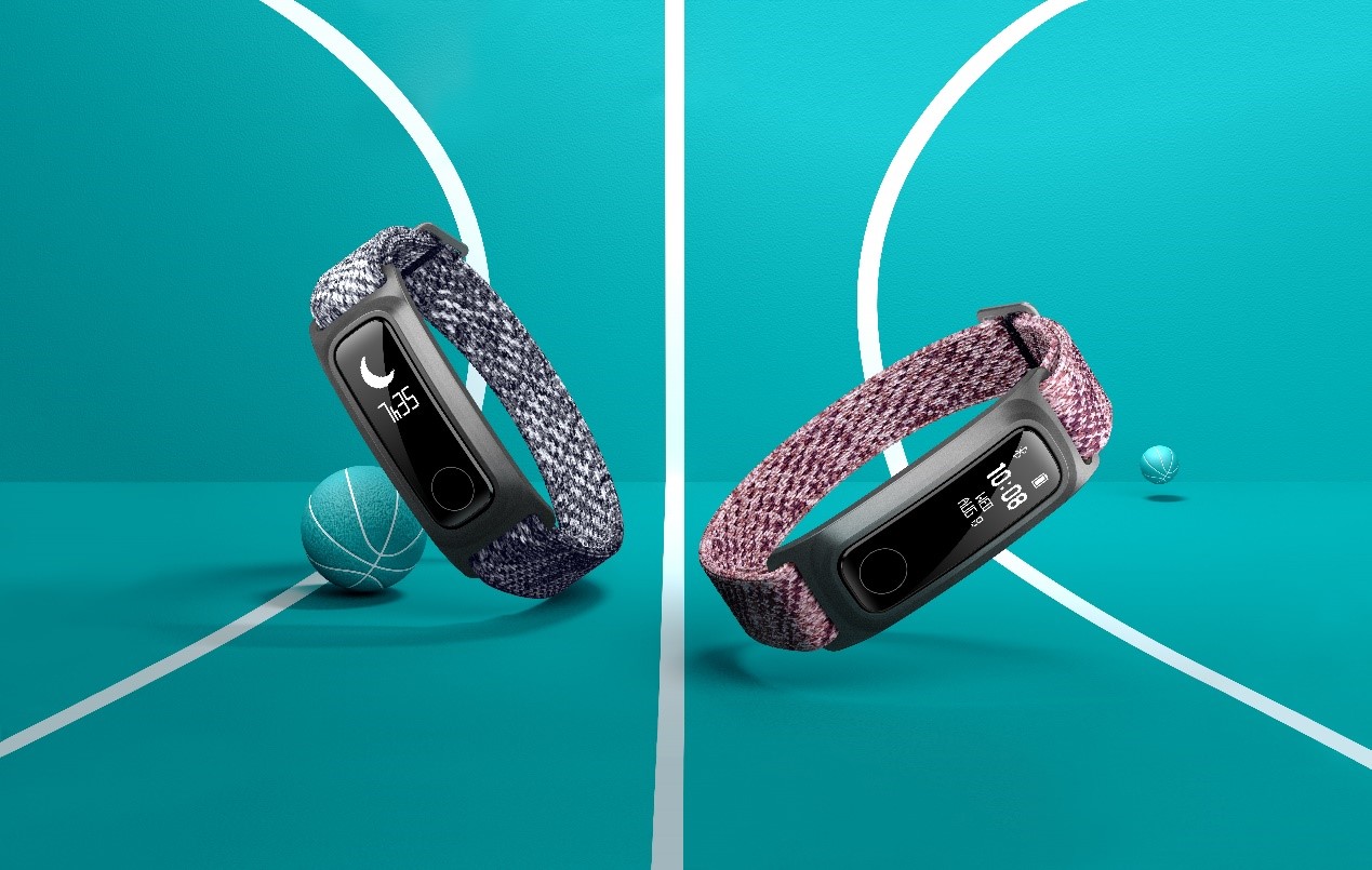 HONOR-Band-5-Sport-Playing-Basketball