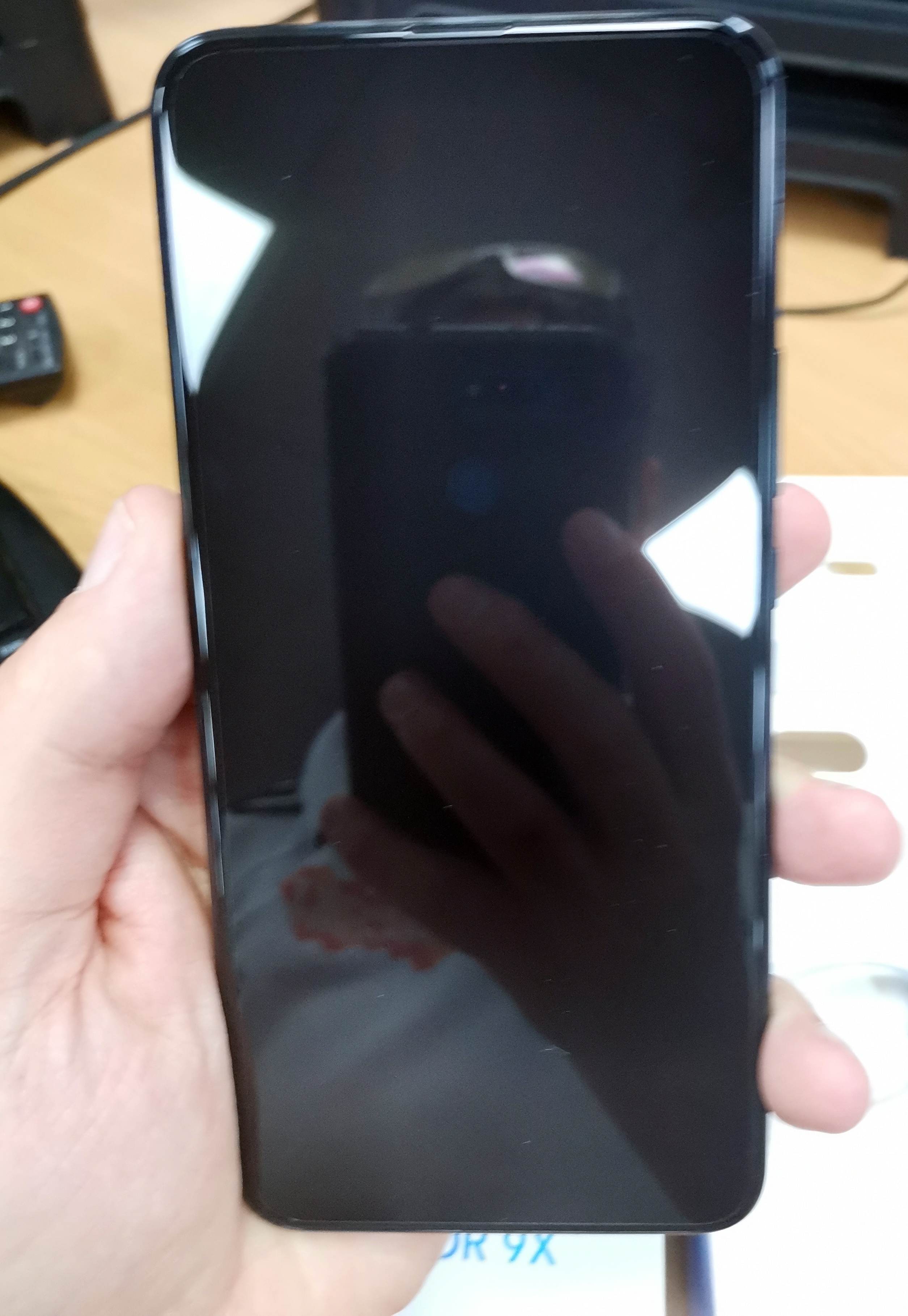 Honor-9X-Fan-Review-Honor-9X-UK-Edition-First-Unboxing