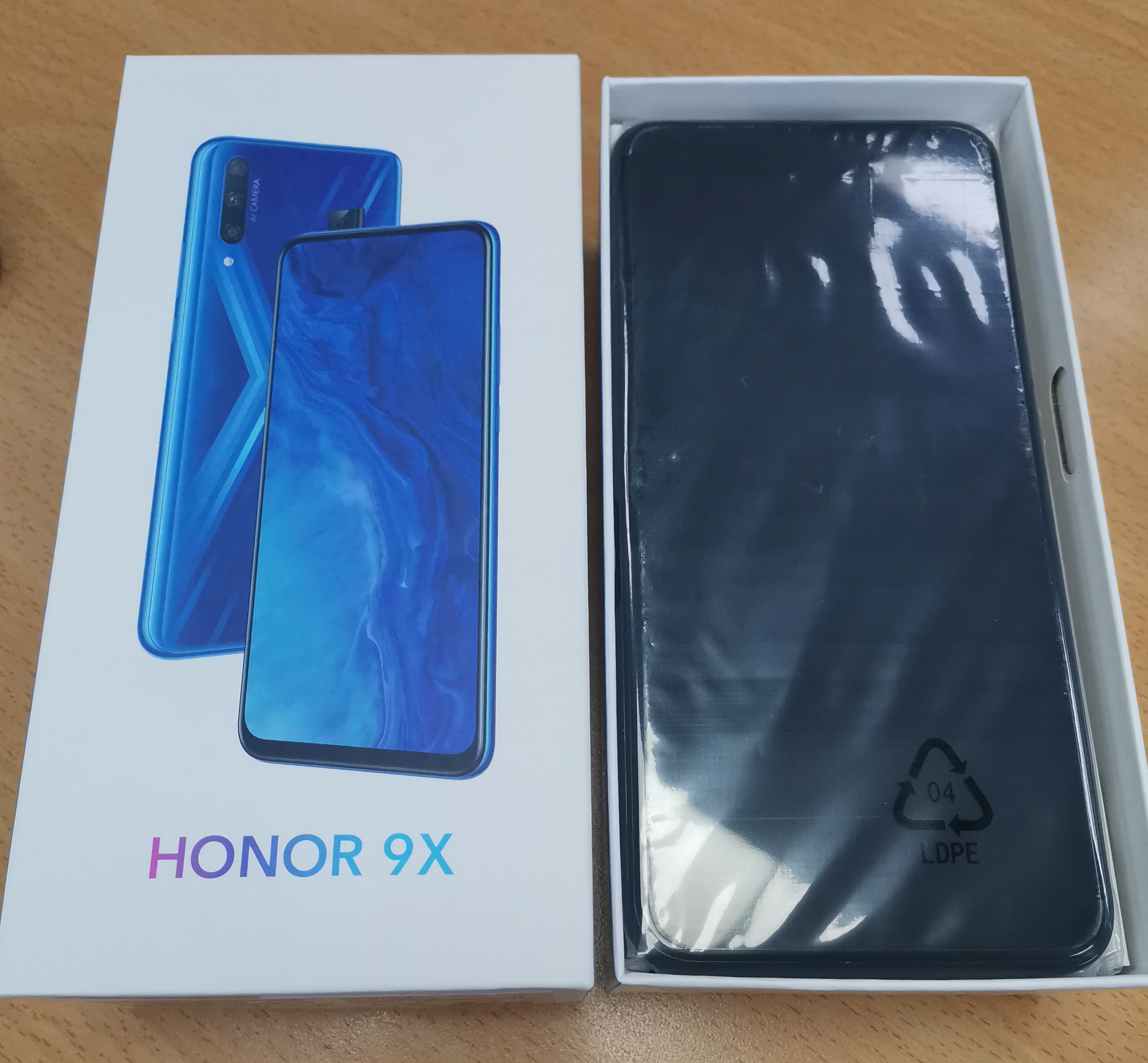 Honor-9X-Fan-Review-Honor-9X-UK-Edition-First-Unboxing