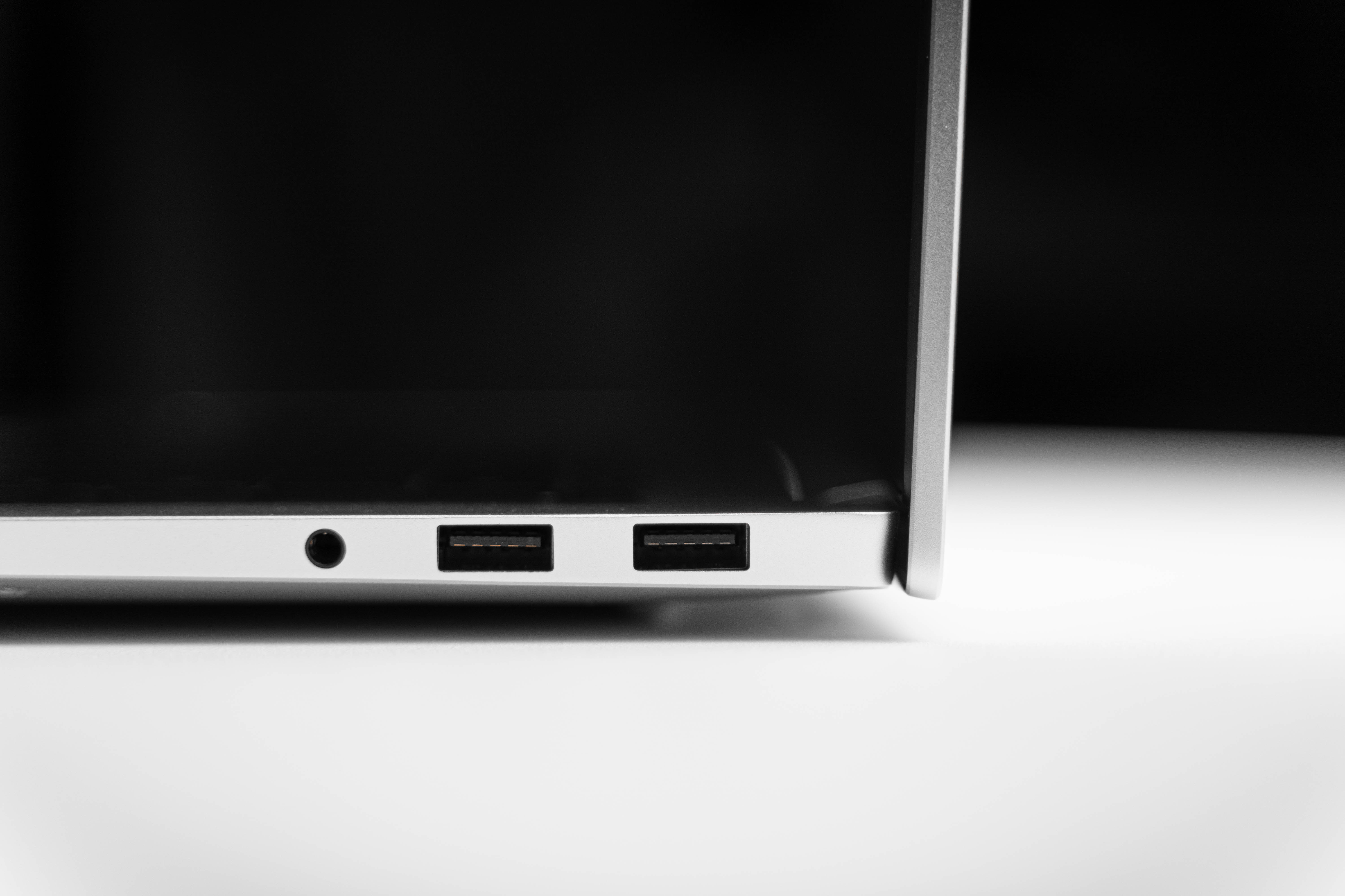 pstrongspan-stylefont-size24pxThe-New-HONOR-MagicBook